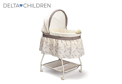 Product image od Delta Children cute bassinet
